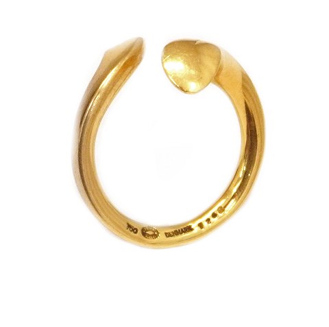 Regitze Overgaard for Georg Jensen 18kt gold 
"Devoted Heart" ring #1262.
Ringsize. 54